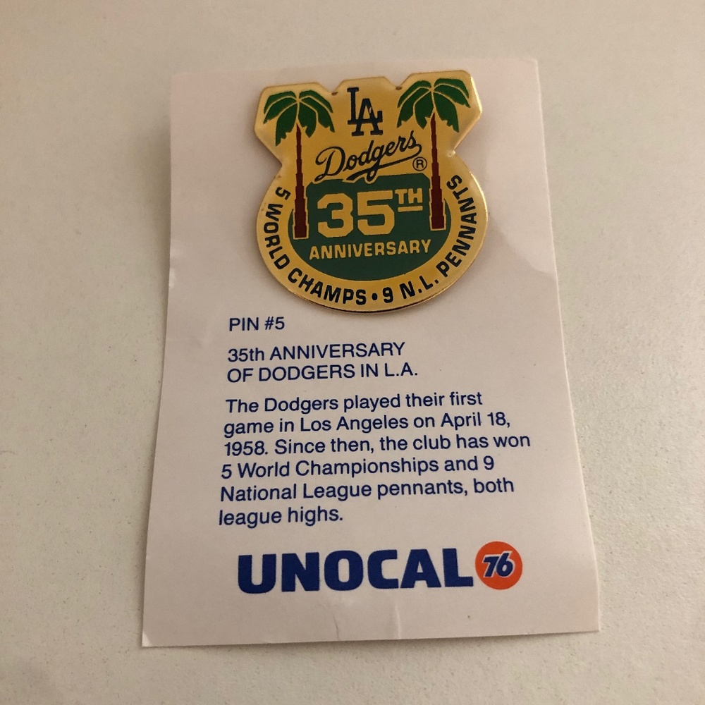Los Angeles Dodgers Pin - Commemorative Pin - Baseball - Unocal 76